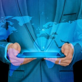 El impacto de la realidad virtual en el mercado de acciones: una revolución tecnológica - - La realidad virtual está revolucionando el mercado de acciones.
- La búsqueda por voz relacionada con la realidad virtual está siendo optimizada.
- La realidad virtual mejora la experiencia de los inversores.
- El mercado de acciones se beneficia de la tecnología de realidad virtual.
- La realidad virtual ofrece nuevas oportunidades de negocios en el mercado de acciones.
- La realidad virtual permite realizar transacciones y seguimientos en tiempo real.
- Las acciones relacionadas con la realidad virtual están en alza.
- La realidad virtual ayuda a los inversores a visualizar mejor los datos del mercado.
- La realidad virtual facilita el análisis y la toma de decisiones en el mercado de acciones.
- La realidad virtual ofrece una experiencia inmersiva y emocionante para los inversores. | 360 group - 130